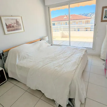 Ref Hortense By Palmes D Or * Golfe-Juan